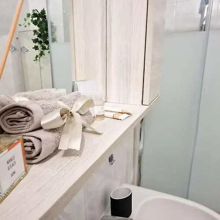 شقة Monolocale Zona Milano مونزا
